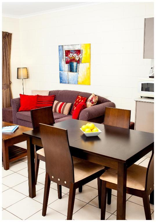Clifton Sands Holiday Units Клифтън Бийч Стая снимка