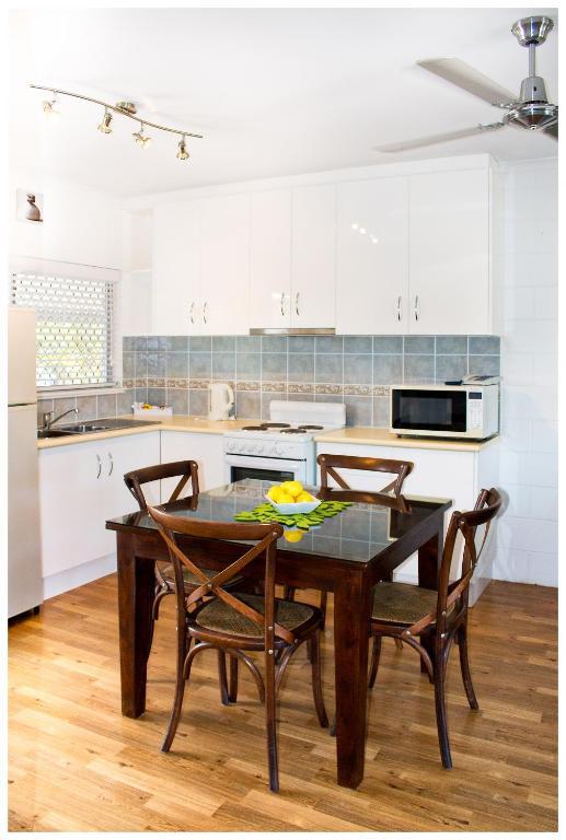 Clifton Sands Holiday Units Клифтън Бийч Стая снимка