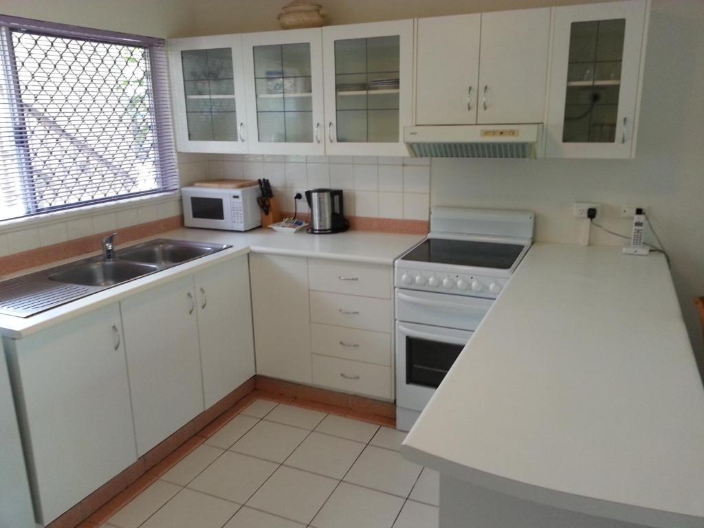 Clifton Sands Holiday Units Клифтън Бийч Стая снимка